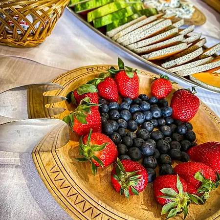 Sova Tourist Pensjonat Ždiar